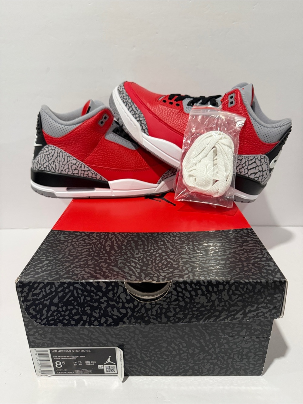 Air Jordan 3 Retro SE 'Unite' Sz: 8.5 (CK5692-600)